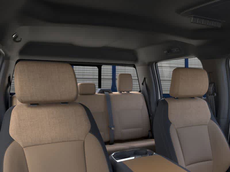 Ford Super Duty F-350 DRW Pickup XLT 2026