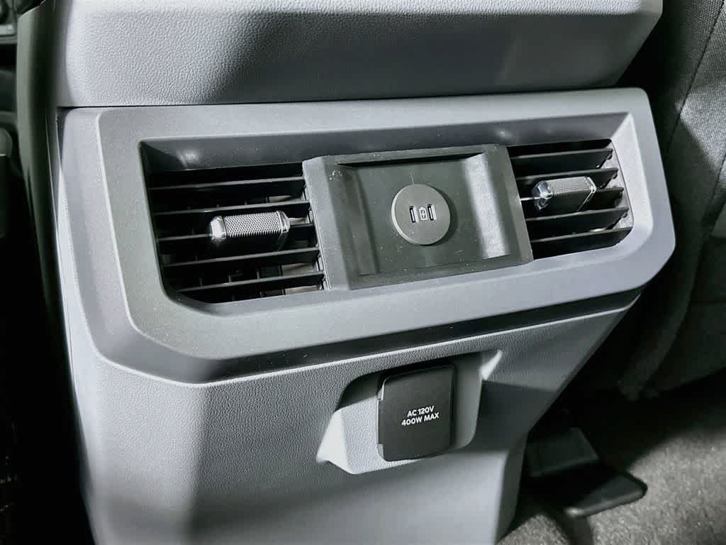 Ford Super Duty F-350 DRW Pickup XLT 2026