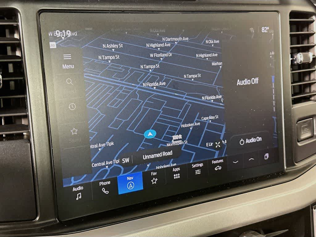 Ford Super Duty F-350 DRW Pickup XLT 2026