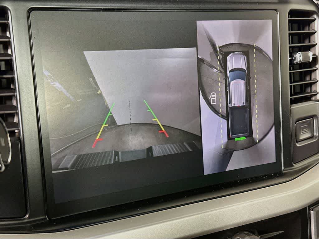 Ford Super Duty F-350 DRW Pickup XLT 2026