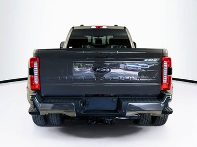 Ford Super Duty F-350 DRW Pickup XLT 2026