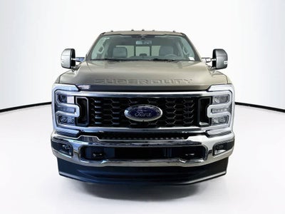 Ford Super Duty F-350 DRW Pickup XLT 2026