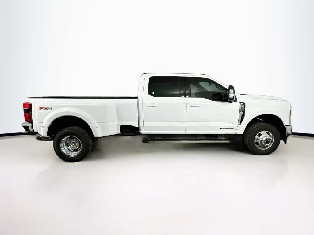 Ford Super Duty F-350 DRW Pickup XLT 2026