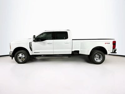 Ford Super Duty F-350 DRW Pickup XLT 2026