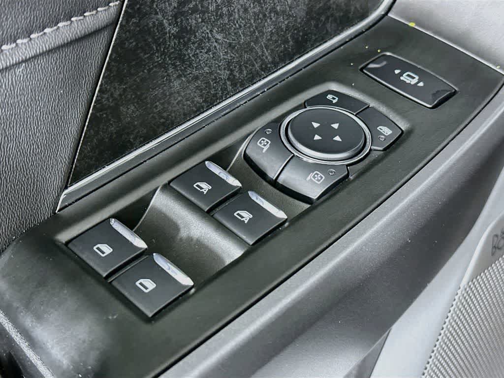 Ford Super Duty F-350 DRW Pickup XLT 2026