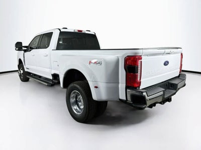 Ford Super Duty F-350 DRW Pickup XLT 2026