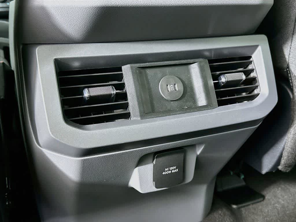 Ford Super Duty F-350 DRW Pickup XLT 2026