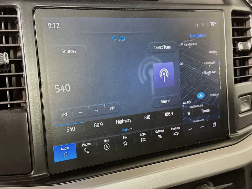 Ford Super Duty F-350 DRW Pickup XLT 2026