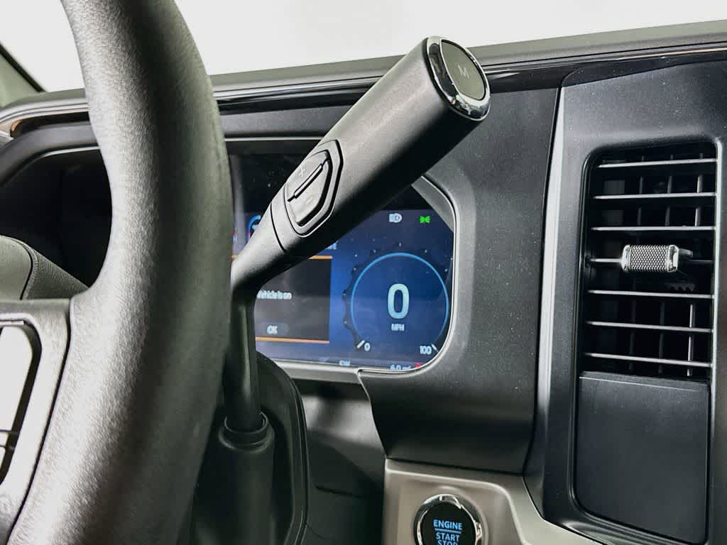 Ford Super Duty F-350 DRW Pickup XLT 2026