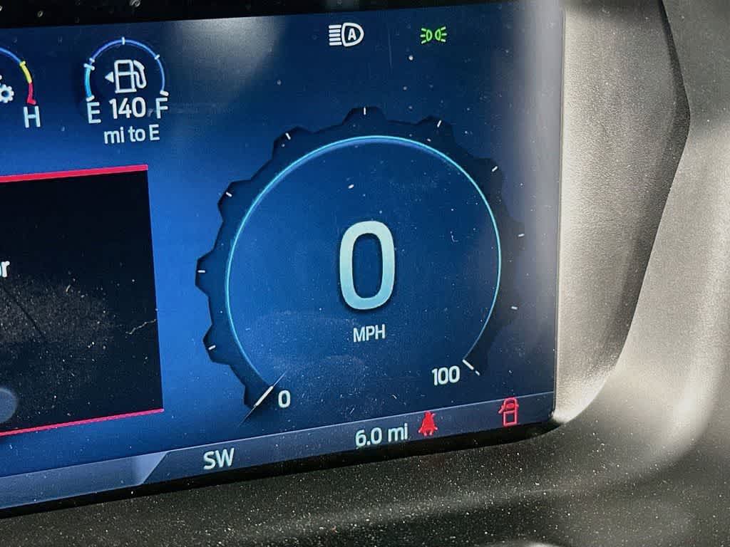 Ford Super Duty F-350 DRW Pickup XLT 2026