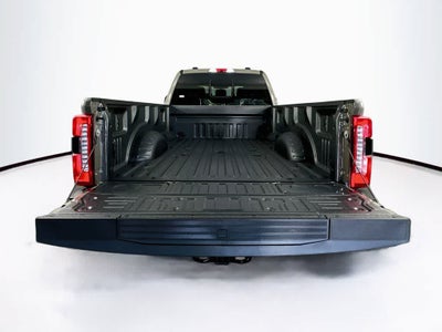 Ford Super Duty F-350 DRW Pickup XLT 2026