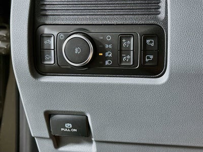 Ford Super Duty F-350 DRW Pickup XLT 2026