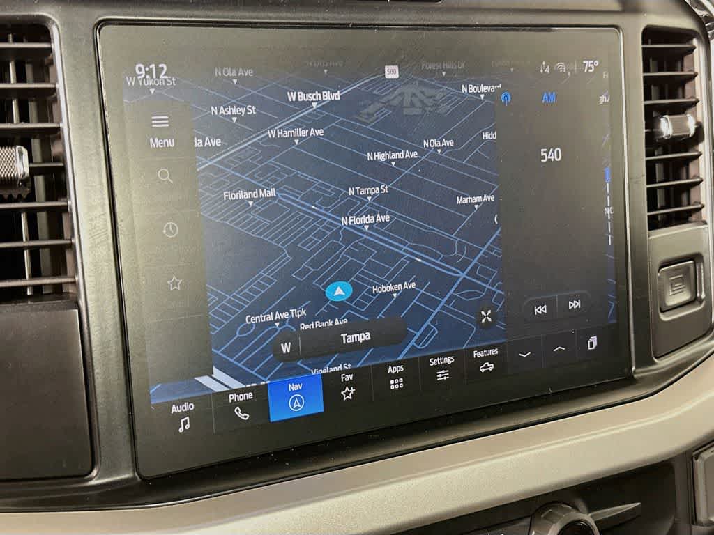 Ford Super Duty F-350 DRW Pickup XLT 2026