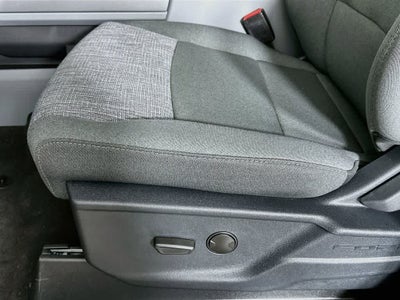 Ford Super Duty F-350 DRW Pickup XLT 2026