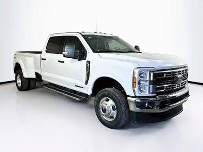 Ford Super Duty F-350 DRW Pickup XLT 2026