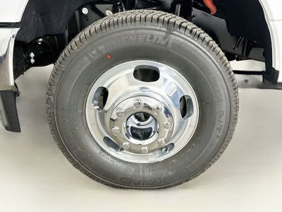 Ford Super Duty F-350 DRW Pickup XLT 2026