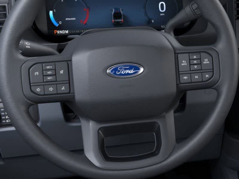 Ford Super Duty F-350 DRW Pickup XLT 2026