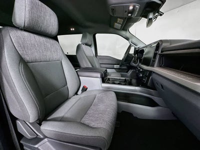 Ford Super Duty F-350 DRW Pickup XLT 2026