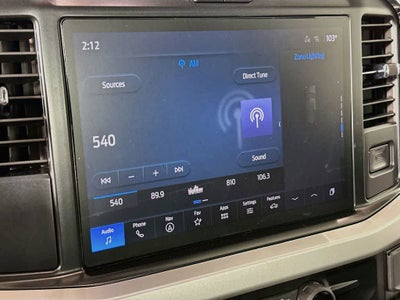 Ford Super Duty F-350 DRW Pickup XLT 2026