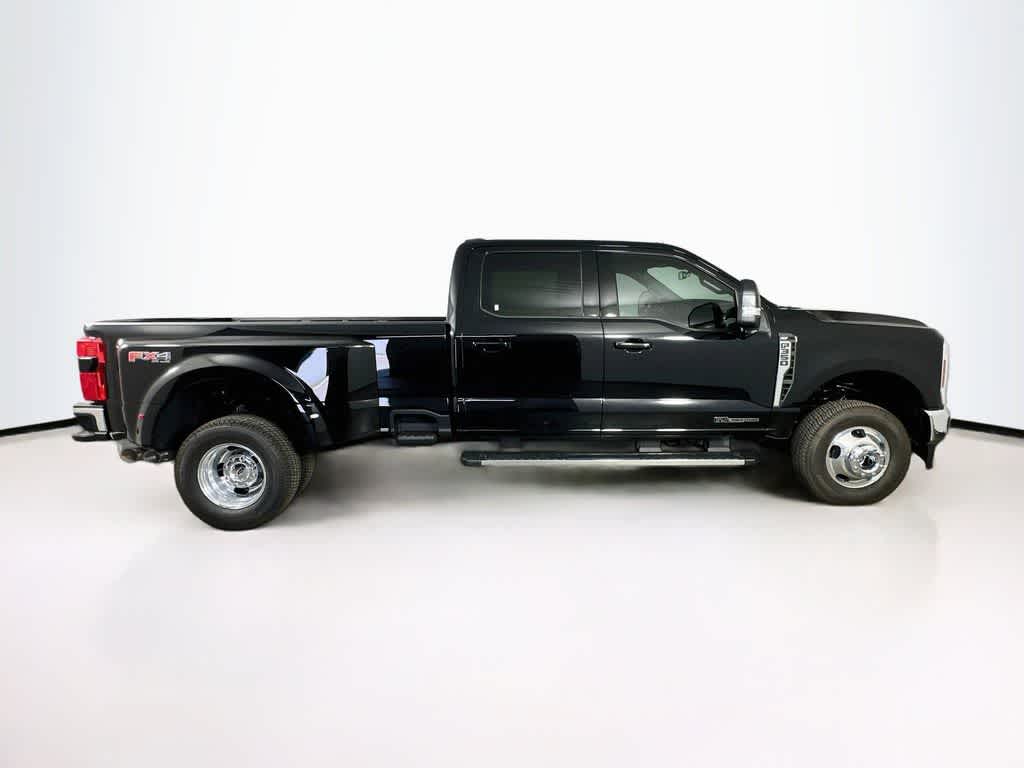 Ford Super Duty F-350 DRW Pickup XLT 2026