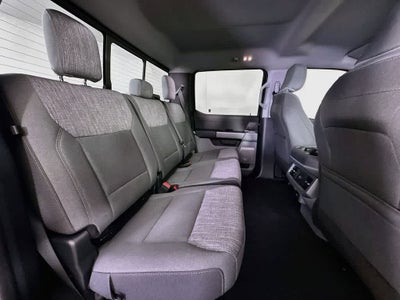 Ford Super Duty F-350 DRW Pickup XLT 2026