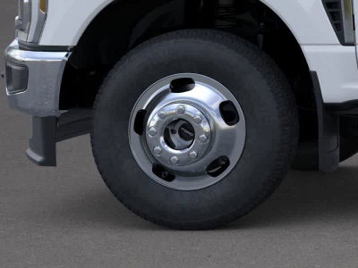 Ford Super Duty F-350 DRW Pickup XLT 2026