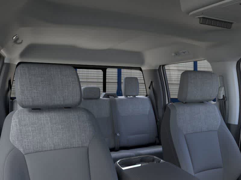 Ford Super Duty F-350 DRW Pickup XLT 2026