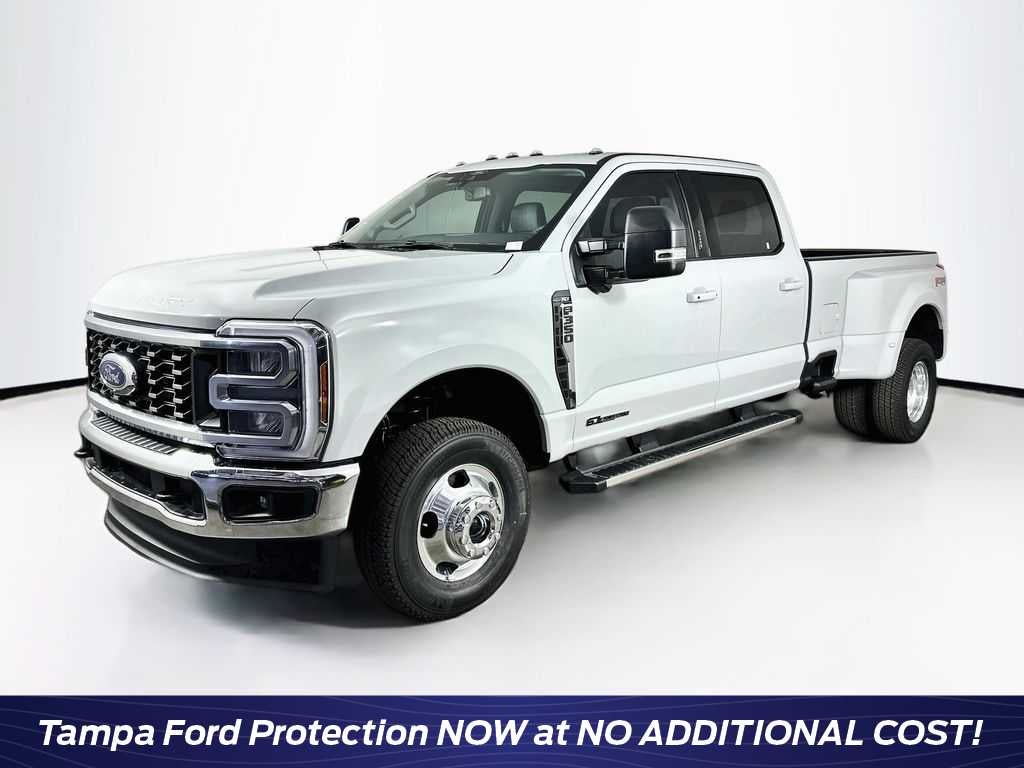 Ford Super Duty F-350 DRW Pickup XLT 2026