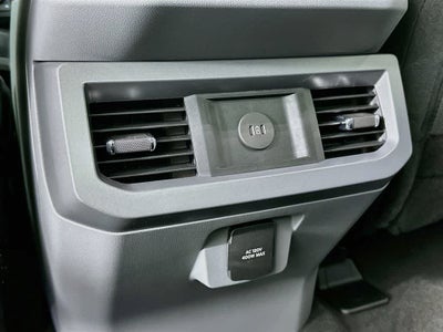 Ford Super Duty F-350 DRW Pickup XLT 2026
