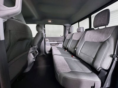 Ford Super Duty F-350 DRW Pickup XLT 2026