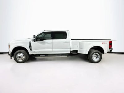 Ford Super Duty F-350 DRW Pickup XLT 2026