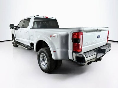 Ford Super Duty F-350 DRW Pickup XLT 2026