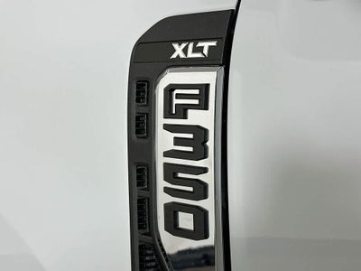 Ford Super Duty F-350 DRW Pickup XLT 2026