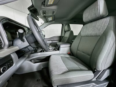 Ford Super Duty F-350 DRW Pickup XLT 2026