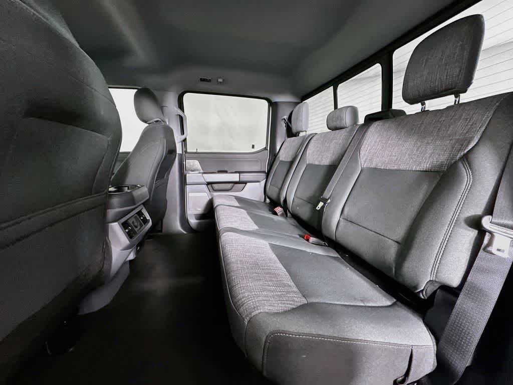 Ford Super Duty F-350 DRW Pickup XLT 2026