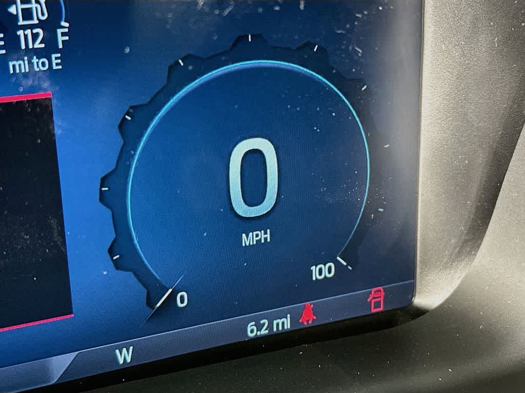 Ford Super Duty F-350 DRW Pickup XLT 2026