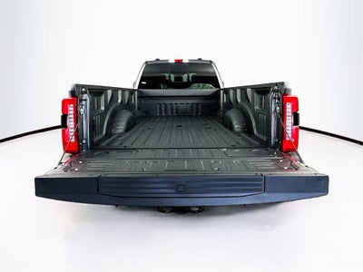Ford Super Duty F-350 DRW Pickup XLT 2026