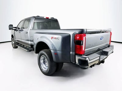 Ford Super Duty F-350 DRW Pickup XLT 2026