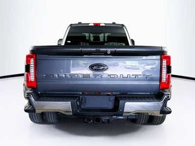 Ford Super Duty F-350 DRW Pickup XLT 2026
