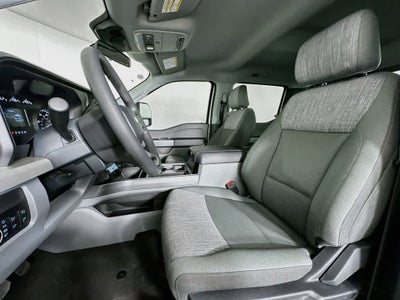 Ford Super Duty F-350 DRW Pickup XLT 2026