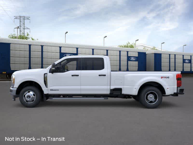 Ford Super Duty F-350 DRW Pickup XLT 2026