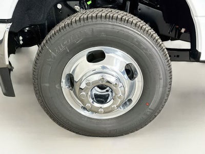 Ford Super Duty F-350 DRW Pickup XLT 2026