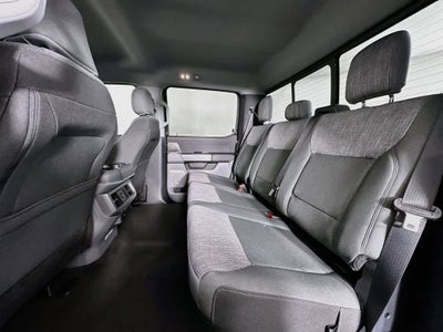 Ford Super Duty F-350 DRW Base 2026
