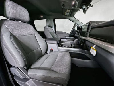 Ford Super Duty F-350 DRW Base 2026