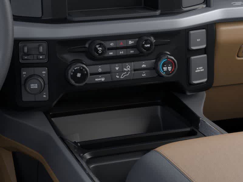 Ford Super Duty F-350 DRW Pickup XLT 2026