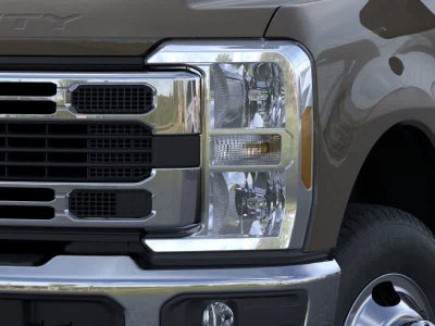 Ford Super Duty F-350 DRW Pickup XLT 2026