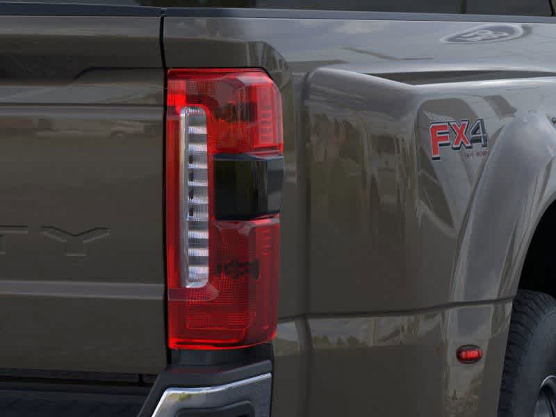 Ford Super Duty F-350 DRW Pickup XLT 2026