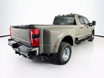Ford Super Duty F-350 DRW Pickup XLT 2026