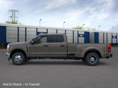 Ford Super Duty F-350 DRW Pickup XLT 2026