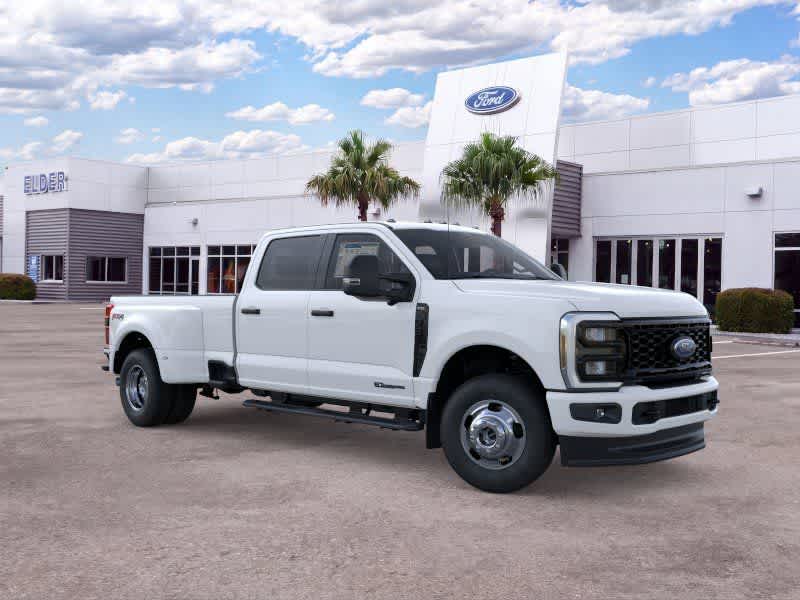 Ford Super Duty F-350 DRW Pickup XL de 2026